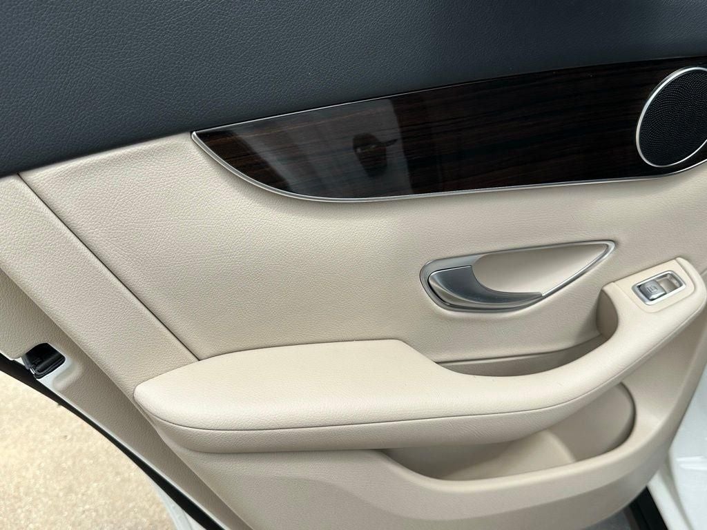 2022 Mercedes-Benz GLC GLC 300