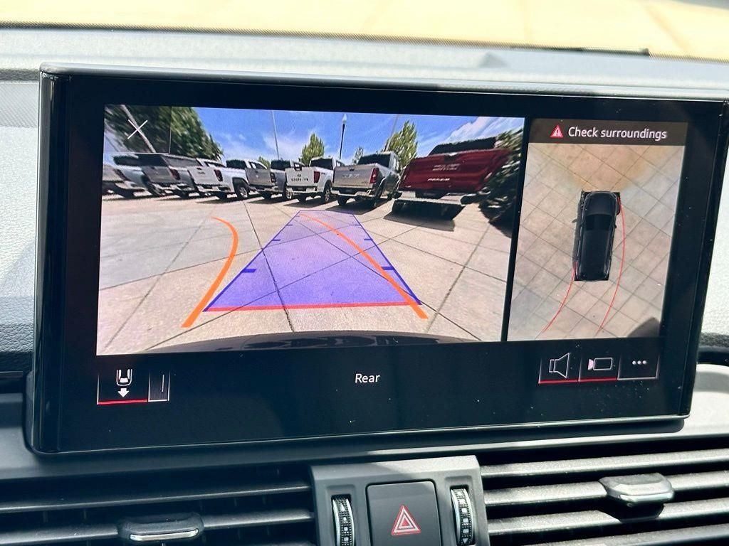 2024 Audi Q5 45 S line Premium quattro