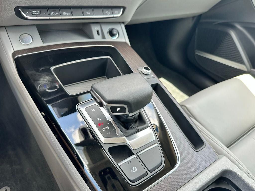 2024 Audi Q5 45 S line Premium quattro