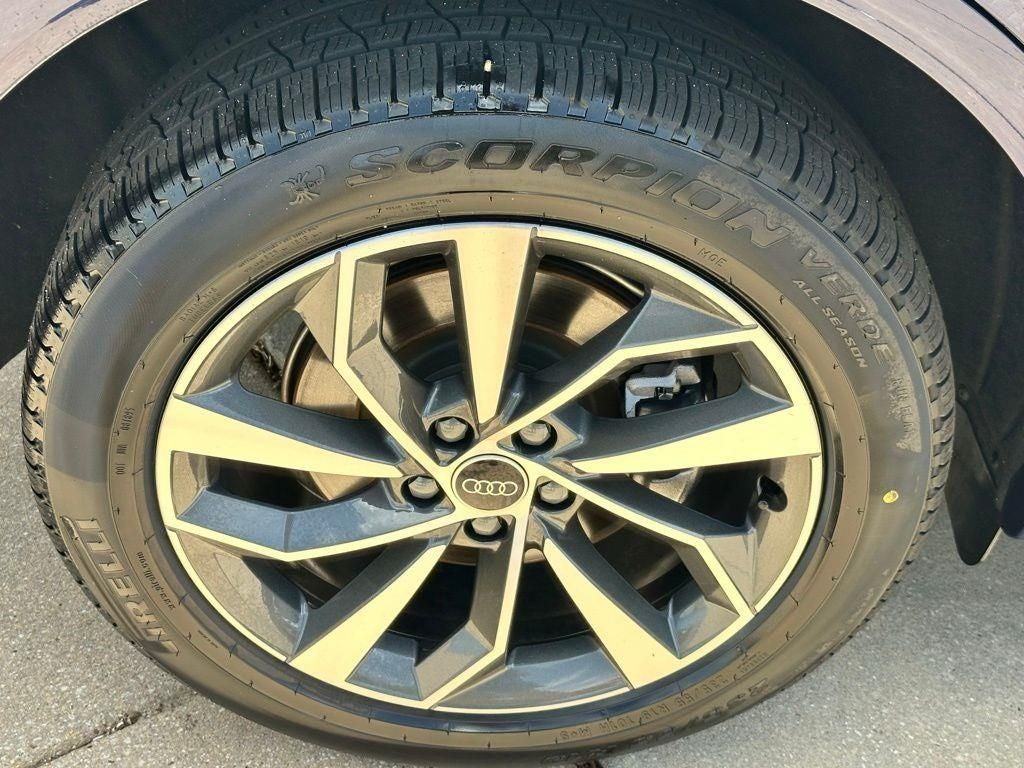 2024 Audi Q5 45 S line Premium quattro