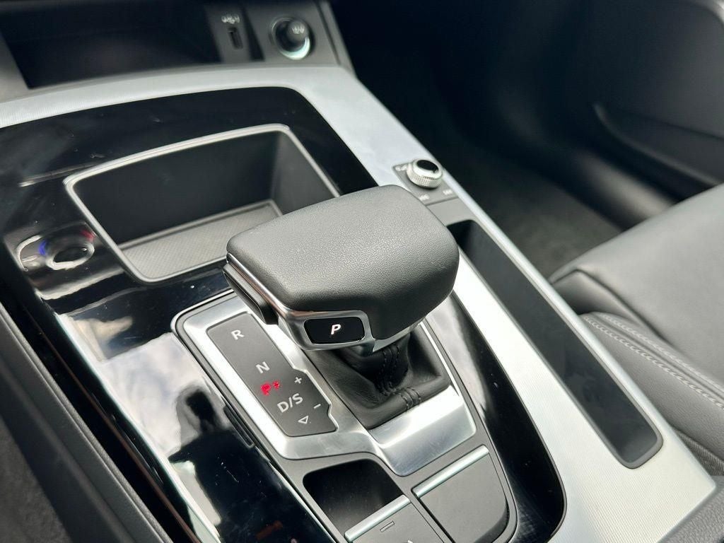 2024 Audi Q5 45 S line Premium quattro