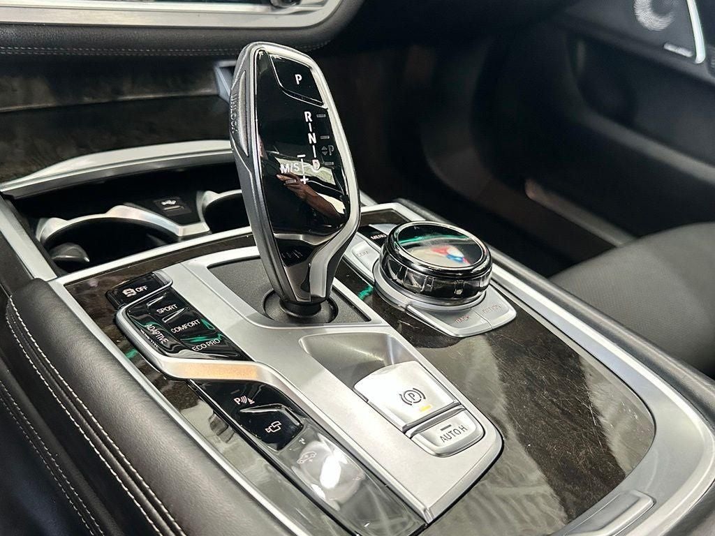 2022 BMW 7 Series 750i xDrive