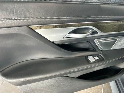 2022 BMW 7 Series 750i xDrive
