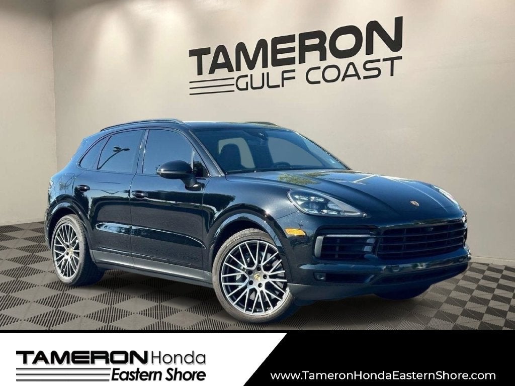 2022 Porsche Cayenne S — photo 1 of 43