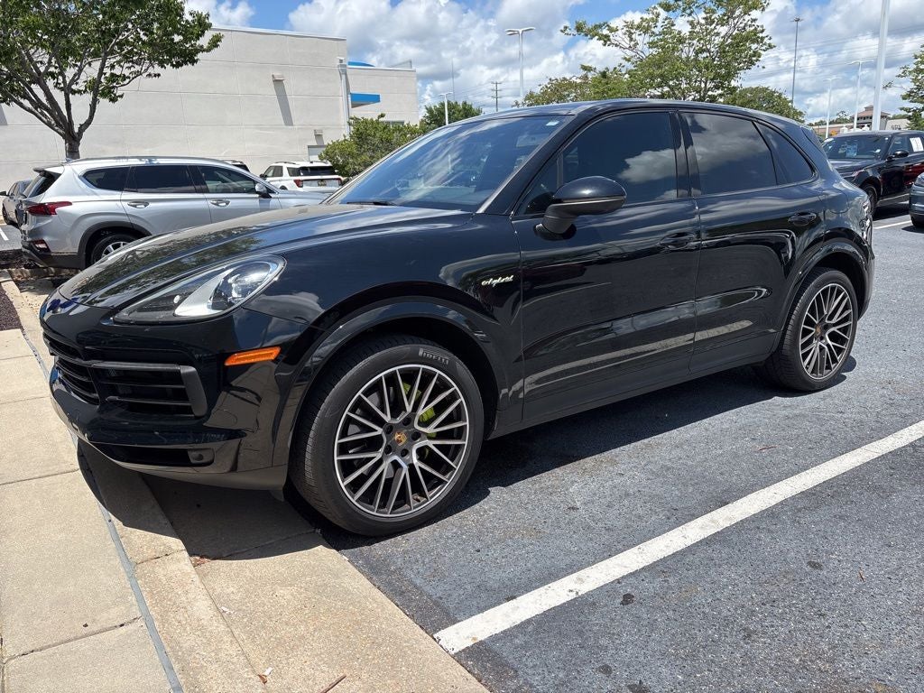 2019 Porsche Cayenne E-Hybrid's photo