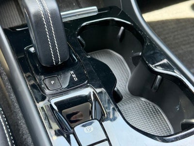 2020 Volvo XC40 R-Design